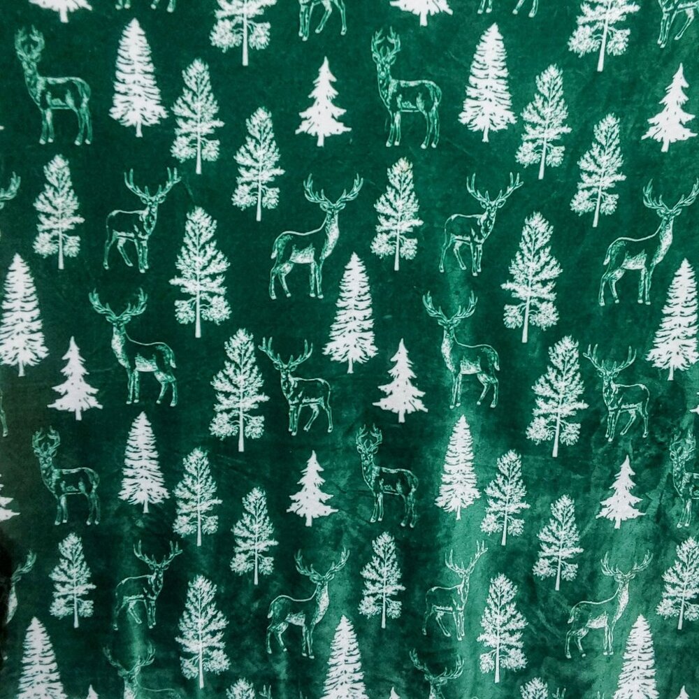Green Elk Forest Throw Blanket {GM0091}